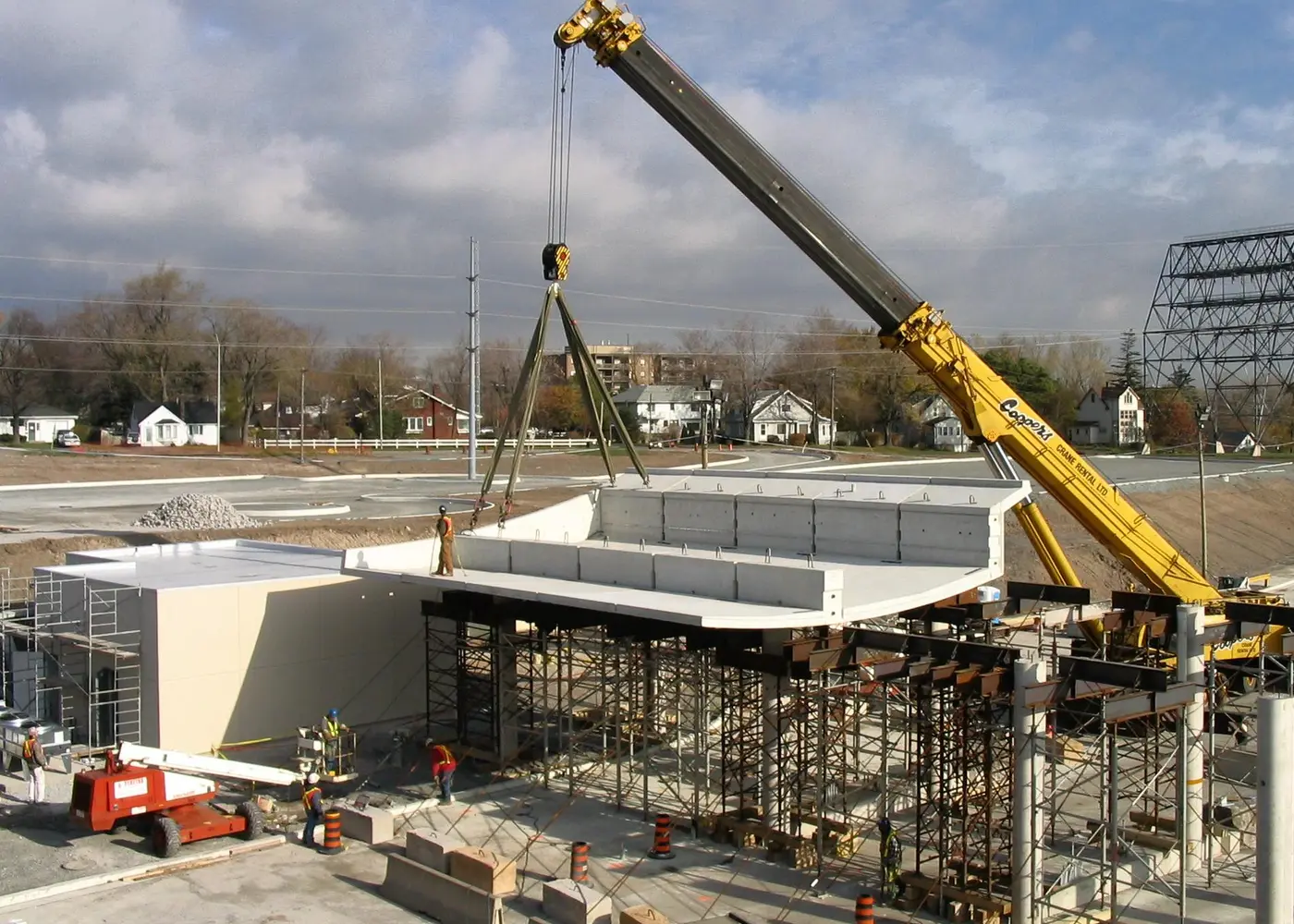 Prestressed concrete bridge girders